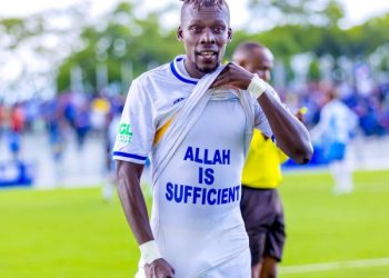 Musa Esenu heads to Vision FC
