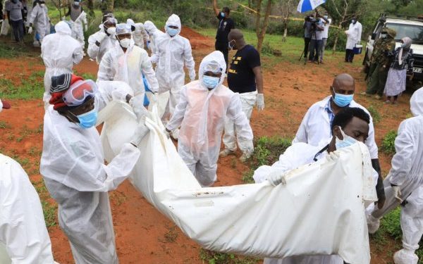 Kenya: Habonetse indi imibiri y’abantu 34 bapfuye biyicije inzara babeshya ko aribwo buryo bazabonamo Yesu