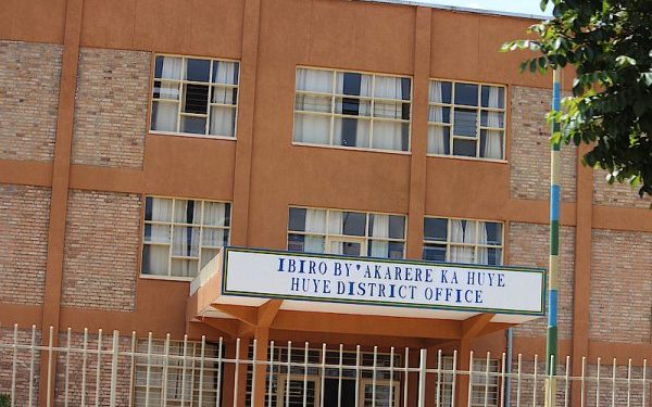 Huye: Umugabo yishe umugore we amutemye