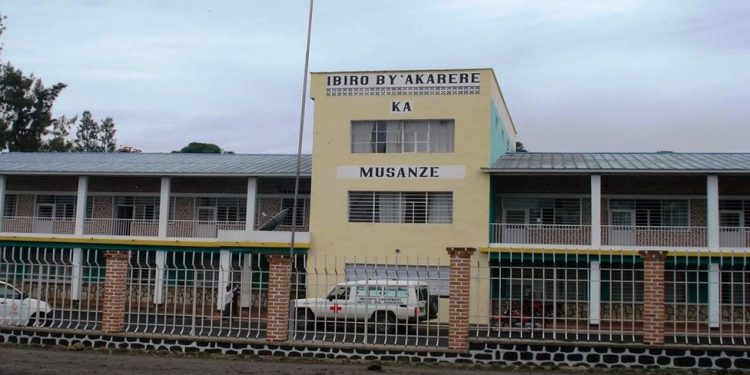 Musanze: Umusore bamuriganyije amafaranga 1,500 Frw ahita yiyahura
