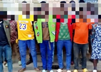 Kamonyi: Polisi yafashe itsinda ry’abantu 12 bari bariyise aba ‘WAZARENDO’