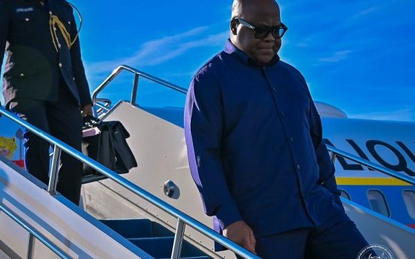RDC: Abakozi bahejeje indege ya Tshisekedi mu kirere bahuye n’akaga