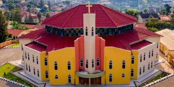 Insengero zirenga 1000 za ADEPR zafunzwe zigiye guhuzwa n’izindi