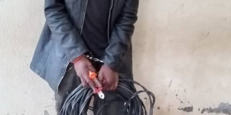 Rubavu: Umusore w’imyaka 35 yafashwe ari kugerageza kujya kwiba insinga mu ruganda rwa BRALIRWA