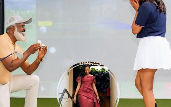 Amafoto: Ihere ijisho uburanga bw’inkumi Tukowote w’imyaka 53 aherutse kwambika impeta