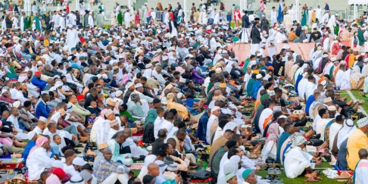 Abayisilamu basoje igisibo cy’ukwezi kwa Ramadhan