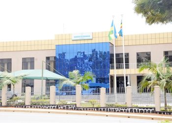 Muhanga:Umumotari yateruye mugenzi we amuta mu muferege ahita apfa